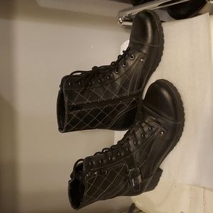 Guess ankle boots